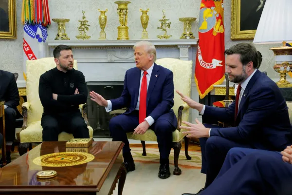 Trump Will Not Attend Russia-Ukraine Peace Talks, Praises Zelenskyy as Possibly the Greatest Salesman in History