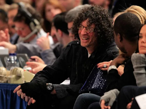Howard Stern Reveals He Only Attends Knicks Games if Seated in the Front Row: 'First-Row Type Person'
